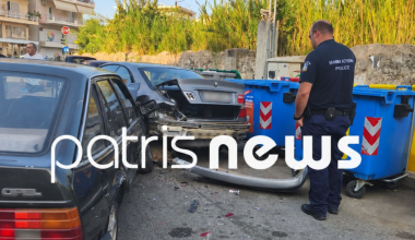 Δείτε φωτογραφίες: Ηλικιωμένος ένιωσε αδιαθεσία και πήρε παραμάζωμα επτά αυτοκίνητα