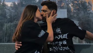 O Γιάννης Σπαλιάρας «λιώνει» στην αγκαλιά της καλλονής Γεωργιανής συντρόφου του – Δείτε βίντεο