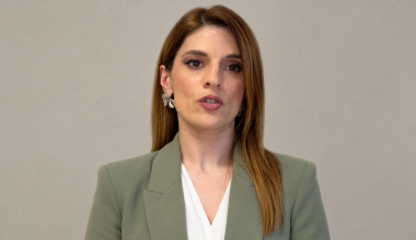 «Με αποκάλεσε “σκουπίδι»: Εκπρόσωπος της ΕΛΑΣ απαιτεί διαγραφή στελέχους του ΠΑΣΟΚ