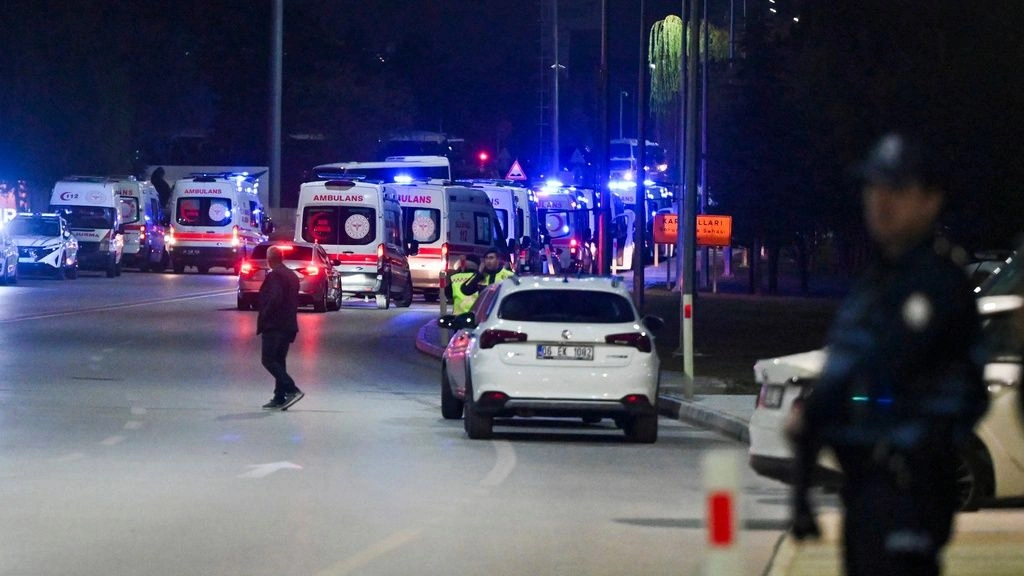 Κωνσταντινούπολη: Μεγάλη φωτιά σε νοσοκομείο – Εκκενώνεται το κτίριο από τους ασθενείς (βίντεο)