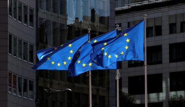 Η πρώτη αντίδραση της ΕΕ στην συμφωνία ΗΠΑ – Ρωσίας