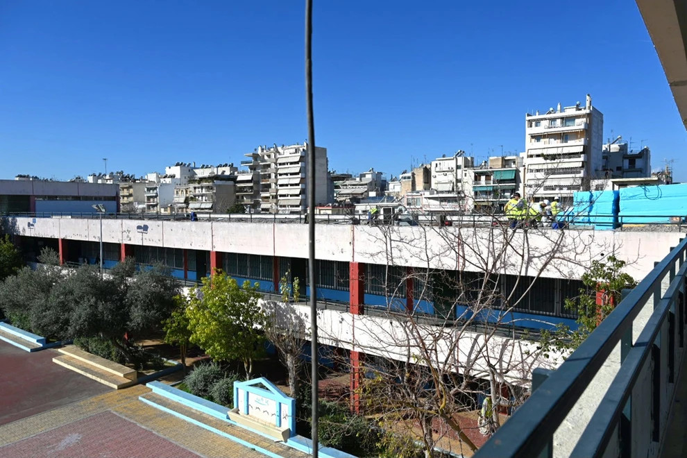Εντείνονται οι ανησυχίες για τα σχολεία της Γκράβας μετά τις οσμές: Αύριο τα πρώτα πορίσματα