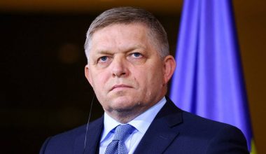 Ρ.Φίτσο: «Η ΕΕ θα έχει ρωσικό πετρέλαιο μέσω ΗΠΑ»