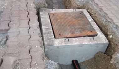 Βρέθηκε ο 38χρονος που έκλεβε τα καπάκια από τα φρεάτια στον Πειραιά: Εντοπίστηκαν 150 & 2.150 ευρώ