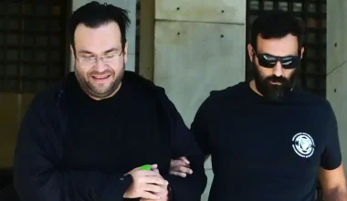 Φ. Καμπούρης: «Έφταιγαν οι λογιστές» – Απολογίες-θρίλερ στην Ευελπίδων