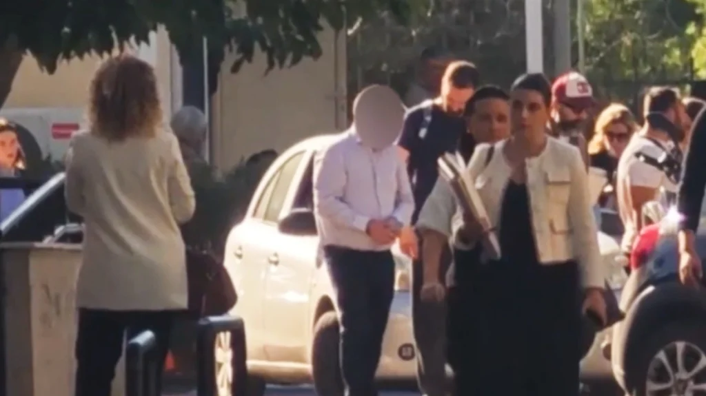 Προφυλακιστέος ο 52χρονος γυναικολόγος που κατηγορείται για κατοχή παράνομου υλικού με ανηλίκους