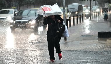 Έκτακτο δελτίο επιδείνωσης καιρού εξέδωσε η ΕΜΥ: Πότε τα ισχυρά φαινόμενα θα «κτυπήσουν» την Αττική