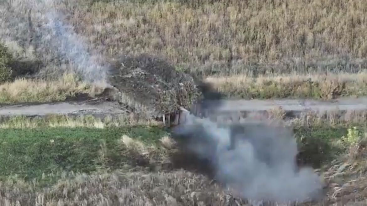Αυστραλιανό M1A1 Abrahams των Ουκρανών έκανε την εμφάνισή του σαν… σκαντζόχοιρος (βίντεο)