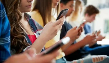 Τι προβλέπει το νομοσχέδιο για την απαγόρευση της πρόσβασης των ανηλίκων στα social media