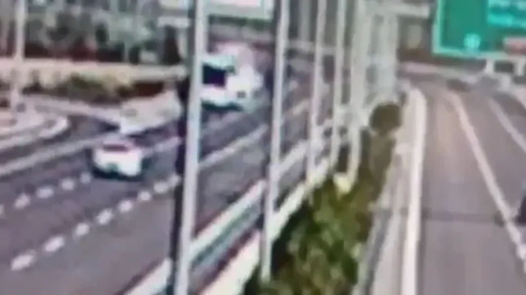 Τουρκία: Σοκάρει βίντεο που καταγράφει την στιγμή της φονικής σύγκρουσης φορτηγού με λεωφορείο