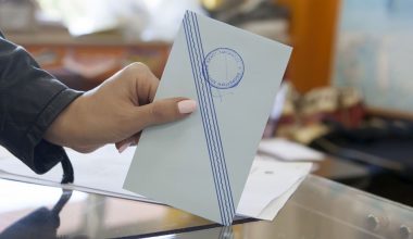 Opinion Poll: Πτώση για τη ΝΔ – Αυτό είναι το πρώτο ποσοστό για το κόμμα του Ηλία Κασιδιάρη