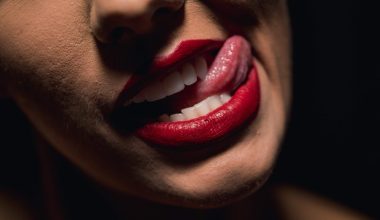 Τα βακτήρια της γλώσσας μπορεί να συνδέονται με τη μνήμη και την ταχύτητα σκέψης