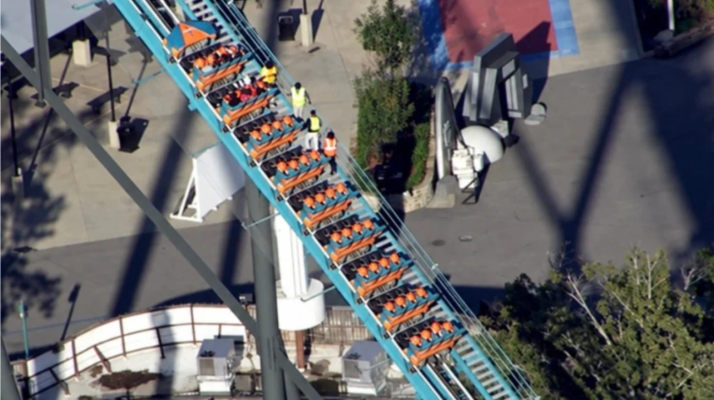 ΗΠΑ: Τραγωδία με τρενάκι του λούνα παρκ Six Flags – Ένας νεκρός και πολλοί τραυματίες (βίντεο)