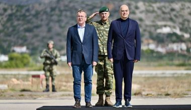 Μαζί στην Κρήτη Ν.Δένδιας και Γερμανός ΥΠΑΜ για βολές Patriot, Stinger και IRIS-T SLM