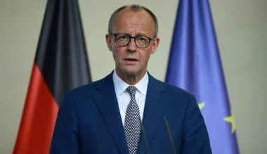 Φ.Μερτς για στήριξη της χρηματοδότησης στην Ουκρανία: «Δεν θα έχουν πρόβλημα τα επιδόματα»
