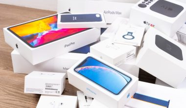 Ο λόγος που κρατάμε τα κουτιά από κινητά και laptop για χρόνια χωρίς να τα χρησιμοποιούμε