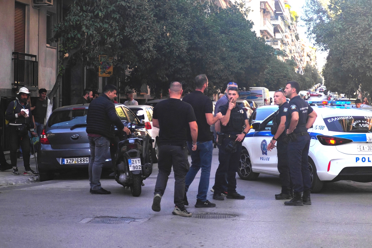Αθήνα: Βίντεο-ντοκουμέντο από τα επεισόδια με 150 οπαδούς της Μπόρατς – Επίθεση σε αστυνομικούς
