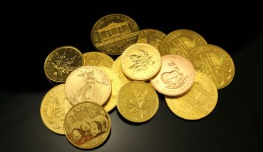 «Χρυσή» τηλεφωνική απάτη στη Θεσσαλονίκη: Άρπαξαν 4.766 λίρες & κοσμήματα αξίας 4,7 εκατ. ευρώ