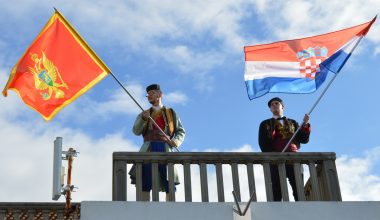 Η Κροατία ζητά 2,7 δισ.δολάρια από το Μαυροβούνιο για να δώσει το «ΟΚ» για την ΕΕ