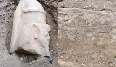 Αίγυπτος: Αγρότης βρήκε δύο τεράστια αγάλματα του Ραμσή Β’