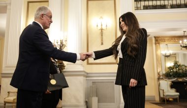 Η Κ.Γκιλφόιλ δεν θα λάβει τιμητικό αποχαιρετισμό από τον ΠτΔ!