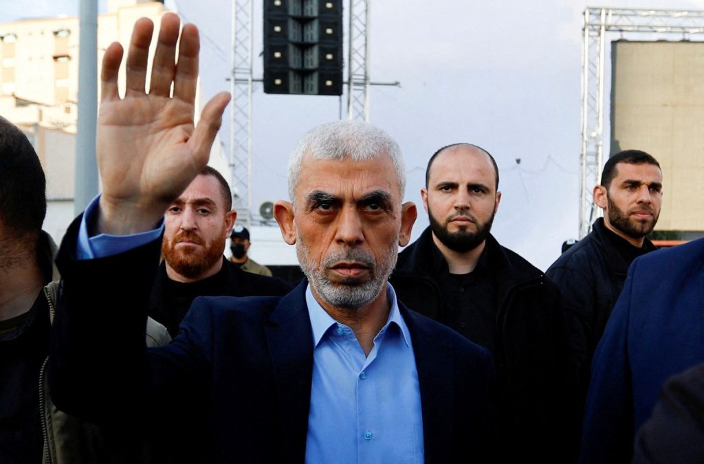«Θέλω να σκοτώσω με καλάσνικοφ τους Εβραίους»: Η επιστολή του 10χρονου γιου του Γ.Σινουάρ (φωτο)