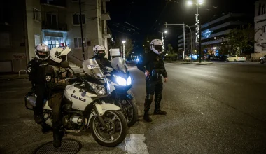 Τέλος περιπέτειας για τον άνδρα που πετούσε πέτρες και κεραμίδια από ταράτσα στα Σεπόλια
