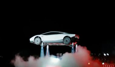 Επίδειξη ή PR stunt; Τι ισχύει με το «ιπτάμενο» Tesla του Μασκ