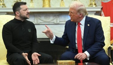 Ν.Τραμπ για Ζελένσκι: «Ανοησίες ότι χτυπά τη Ρωσία – Εξαιτίας του η Ουκρανία θα ισοπεδωθεί» (βίντεο)