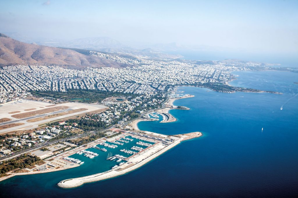 Η Lamda Development «χώθηκε» και στην μαρίνα του Αγίου Κοσμά