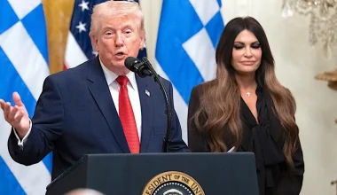 O απαράβατος κανόνας του Ν.Τραμπ που «πάτησε» η Κ.Γκιλφόιλ και το πλήρωσε ακριβά