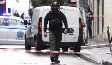 Νίκαια: Βαρύς οπλισμός εντοπίστηκε σε ταράτσα πολυκατοικίας – Σπεύδουν στελέχη των ΤΕΕΜ