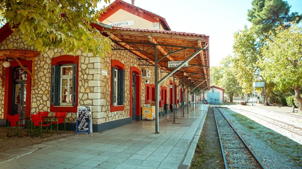28η Οκτωβρίου: Δύο προορισμοί για φθινοπωρινή απόδραση με ιστορική σημασία