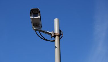 Κάμερες ταχύτητας: Από πόσο μακριά σε «πιάνουν» και πότε καταγράφουν την παράβαση