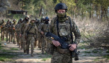 Ουκρανία: Αυστηρότεροι όροι στην επιστράτευση – Στο στόχαστρο απαλλαγές και αναβολές 2 εκατ. ανδρών