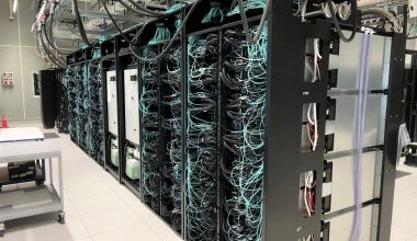 Εγκαινιάζεται ο εθνικός υπερυπολογιστής «Δαίδαλος» στο Λαύριο από τον Κυριάκο Μητσοτάκη