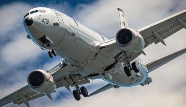 Θρίλερ με τους 21 αγνοούμενους ναυτικούς στη Μαύρη Θάλασσα: Έφτασε το αμερικανικό «P-8 Poseidon»