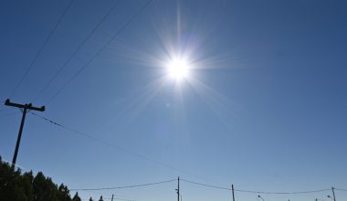 Καιρός: Θερμότερος από τα κανονικά επίπεδα ο Νοέμβριος στην Ελλάδα – Τι δείχνουν οι προγνώσεις