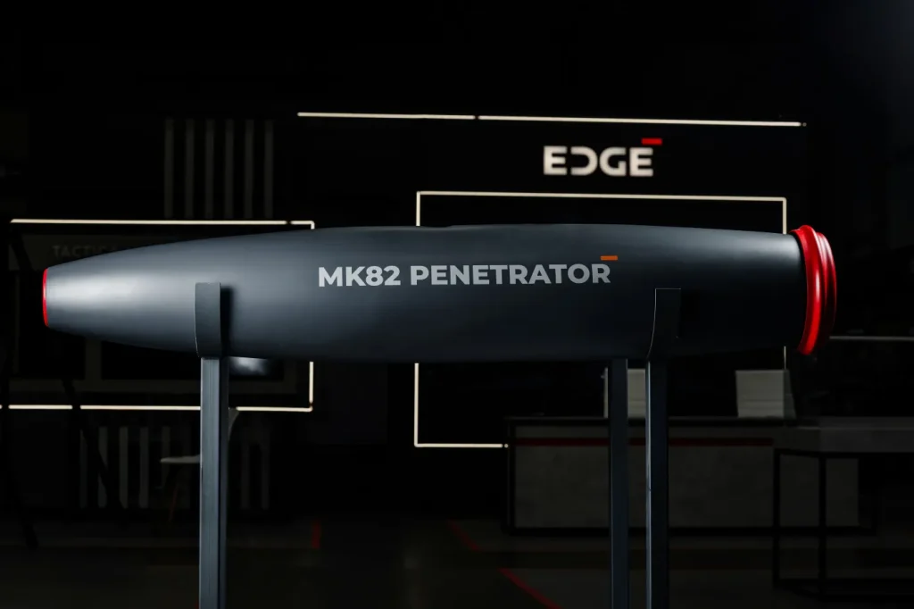 Διαπερνά σκυρόδεμα πάχους άνω του ενός μέτρου – Το νέο πυρομαχικό των ΗΑΕ (φώτο)