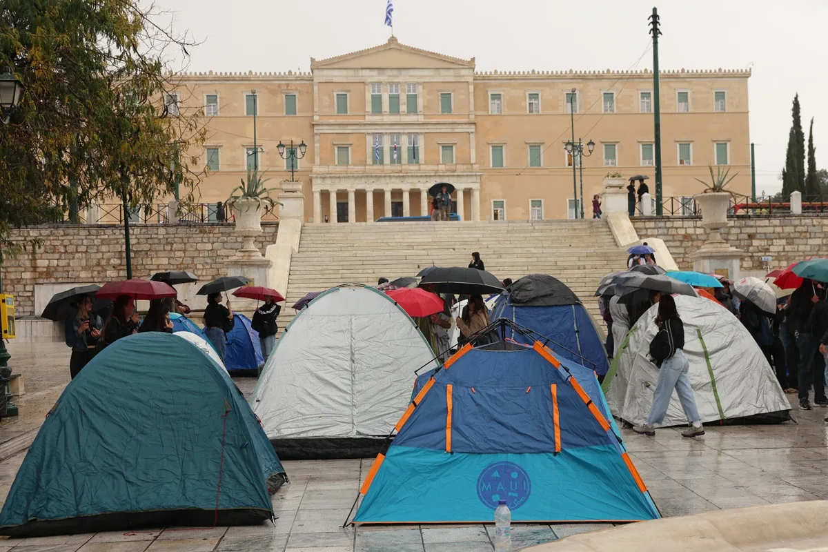 Φοιτητικές κινητοποιήσεις σήμερα σε Αθήνα και Θεσσαλονίκη: Στήνουν σκηνές σε Σύνταγμα και Αγία Σοφία