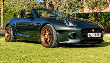 Ο Jeremy Clarkson έφτιαξε μια Jaguar από τη φάρμα του (βίντεο)