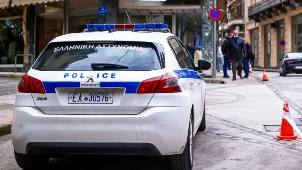 Χειροπέδες σε 62χρονο στο Περιστέρι: Σκότωσε 20χρονο με το αμάξι του και τον παράτησε στον δρόμο