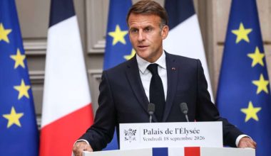 Σάλος στην Γαλλία για τα 2,3 εκατ.ευρώ που θα κοστίσει το γραφείο του Ε.Μακρόν μετά την θητεία του