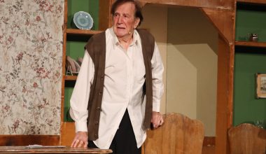 Γιώργος Κωνσταντίνου: «Θα εξακολουθώ να παίζω στο θέατρο μέχρι να σωριαστώ κάτω»