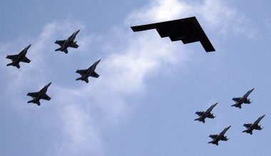 Ισραήλ-ΗΠΑ ετοιμάζονται για επίθεση κατά του Ιράν πριν τις εκλογές τους