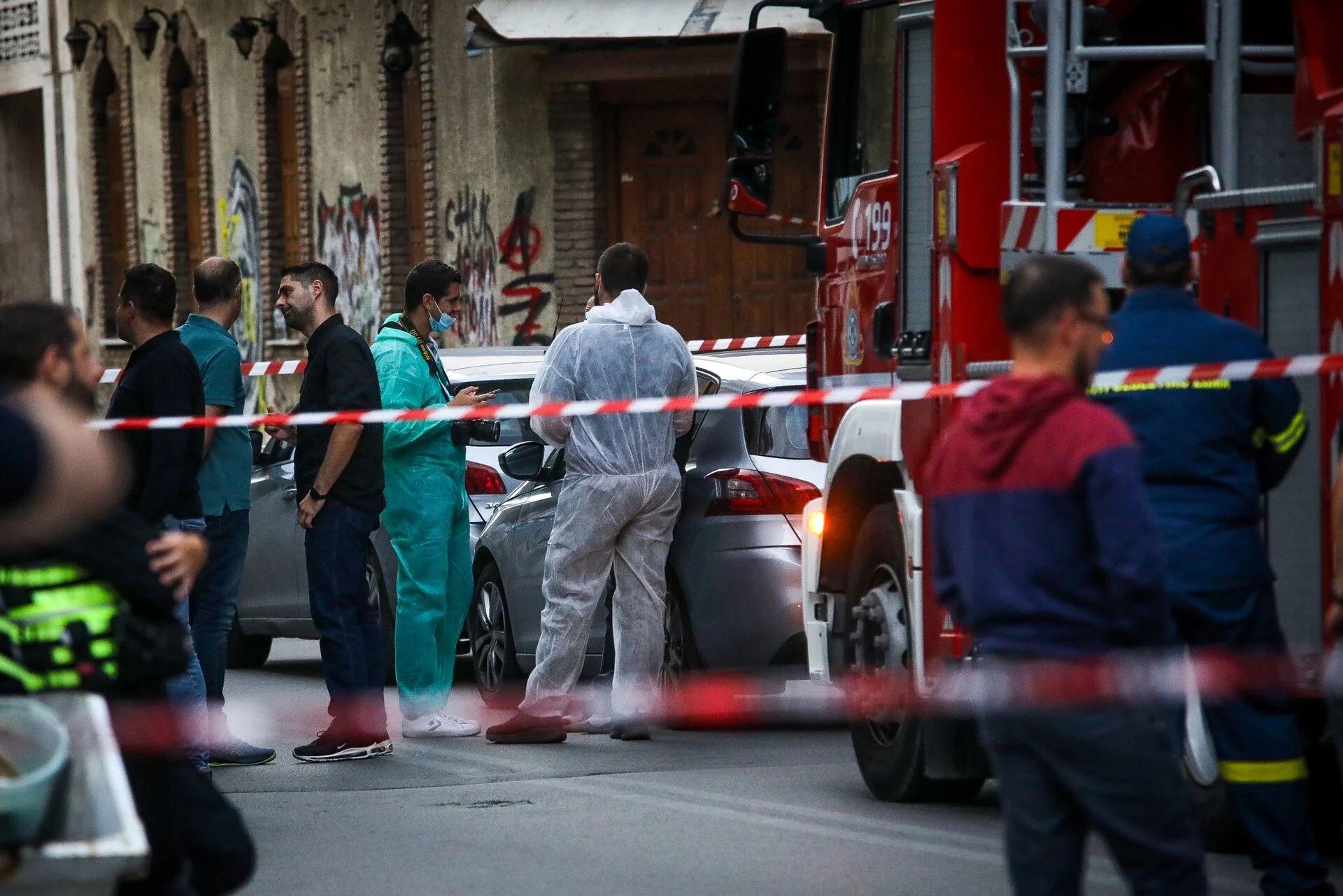 Κολωνός: Τα δύο νέα σενάρια που εξετάζει η ΕΛ.ΑΣ. για την έκρηξη με το σακίδιο-βόμβα