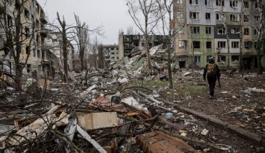 Ουκρανία: Εκκενώνονται οι πόλεις Κραματόρσκ και Σλαβιάνσκ – Πλησιάζουν οι ρωσικές δυνάμεις