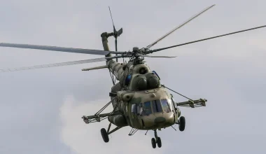 Τα ουκρανικά ελικόπτερα κυνηγούν τα ρωσικά drones Shahed με έξι ρουκέτες σε κάθε πλευρά (βίντεο)