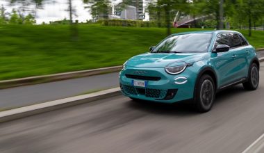 FIAT 600 Hybrid: Κόβει τιμή, χαρίζει και το χρώμα