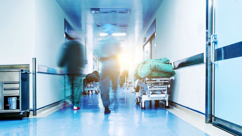 Ρωσία: Μεταλλική ράβδος διαπέρασε το σώμα 12χρονου και σταμάτησε μόλις 1 εκατοστό από την καρδιά του